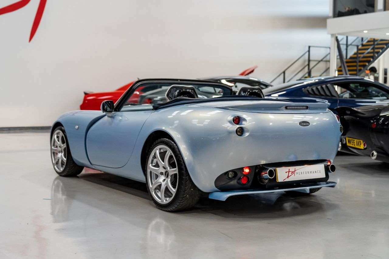 A 2003 TVR TAMORA 3.6 3.6 2d 342 BHP LOOK AT THE MILES!! CRYSTAL TOPAZ A 2003 TVR TAMORA 3.6 3.6 2d 342 BHP LOOK AT THE MILES!! CRYSTAL TOPAZ