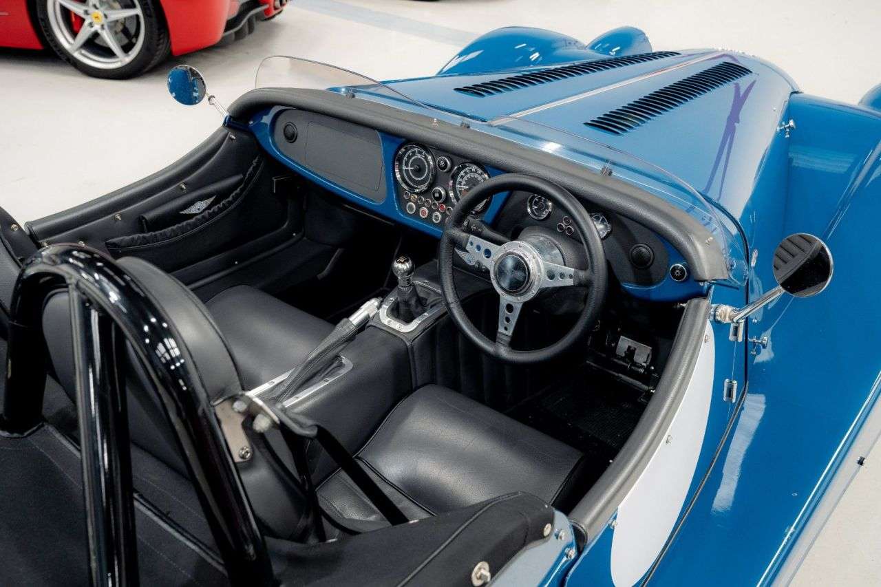 2015 MORGAN PLUS 8 2015 MORGAN PLUS 8