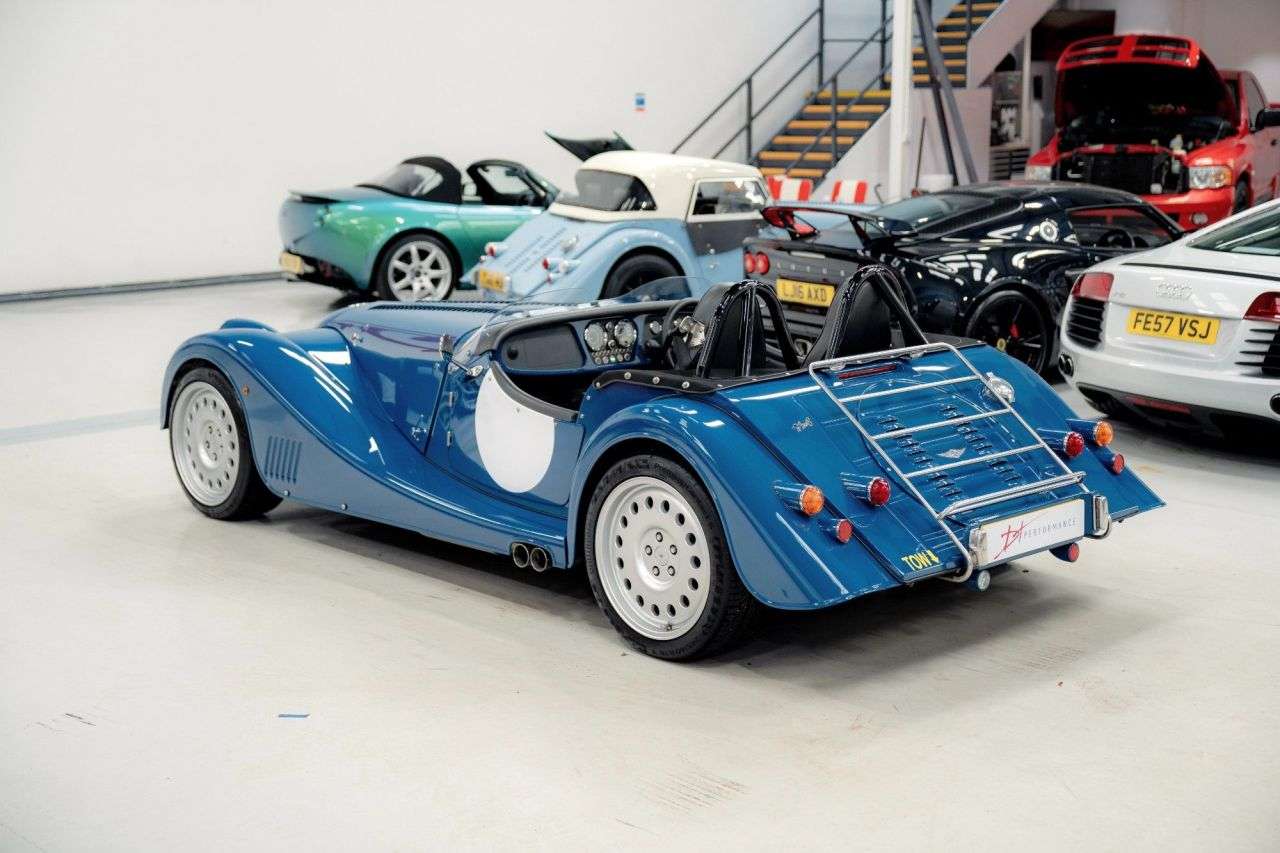 2015 MORGAN PLUS 8 2015 MORGAN PLUS 8