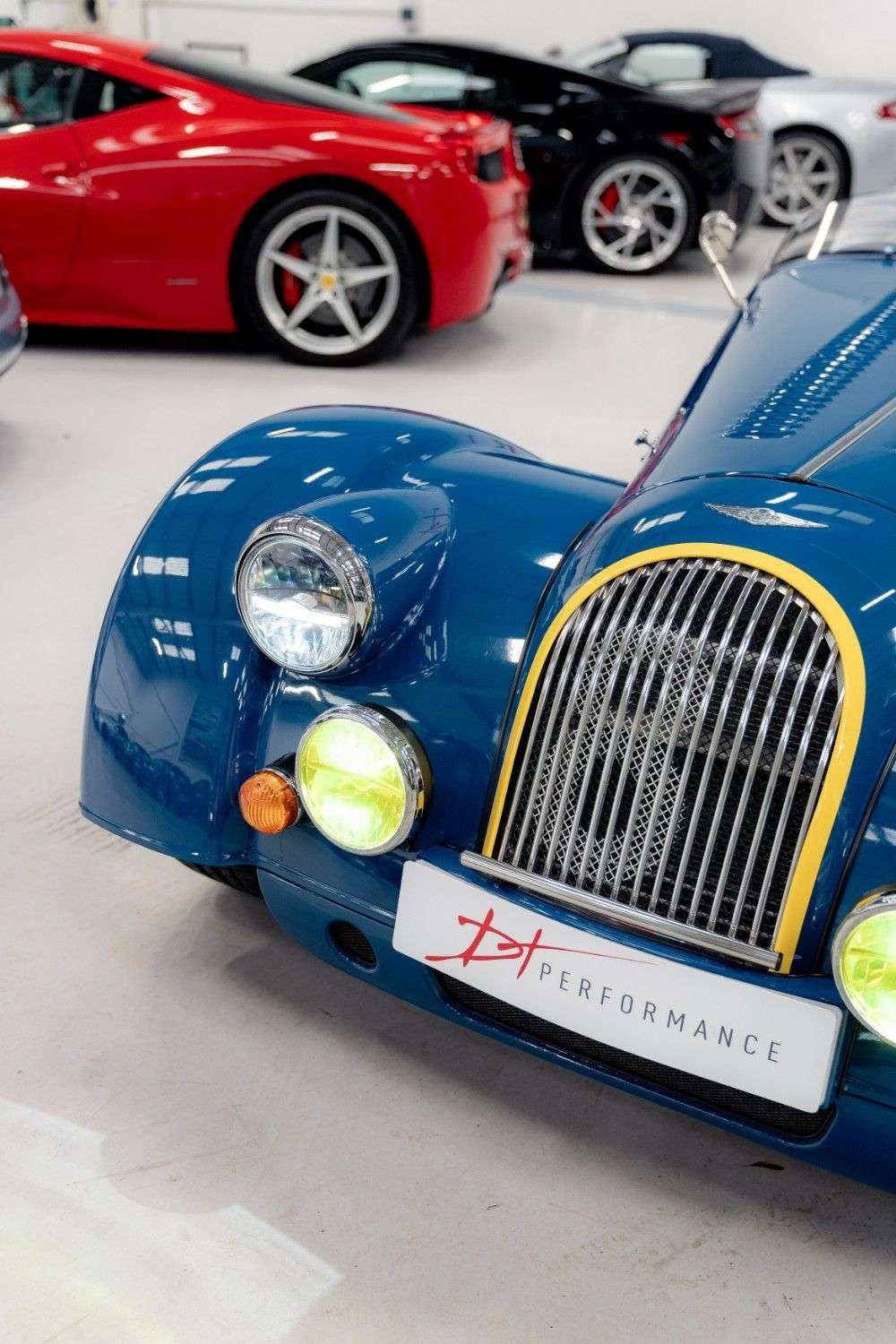 2015 MORGAN PLUS 8 2015 MORGAN PLUS 8