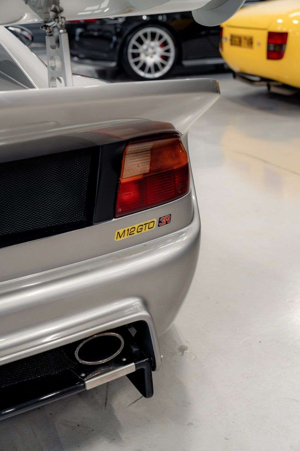 2004 NOBLE M12 GTO-3R 2004 NOBLE M12 GTO-3R