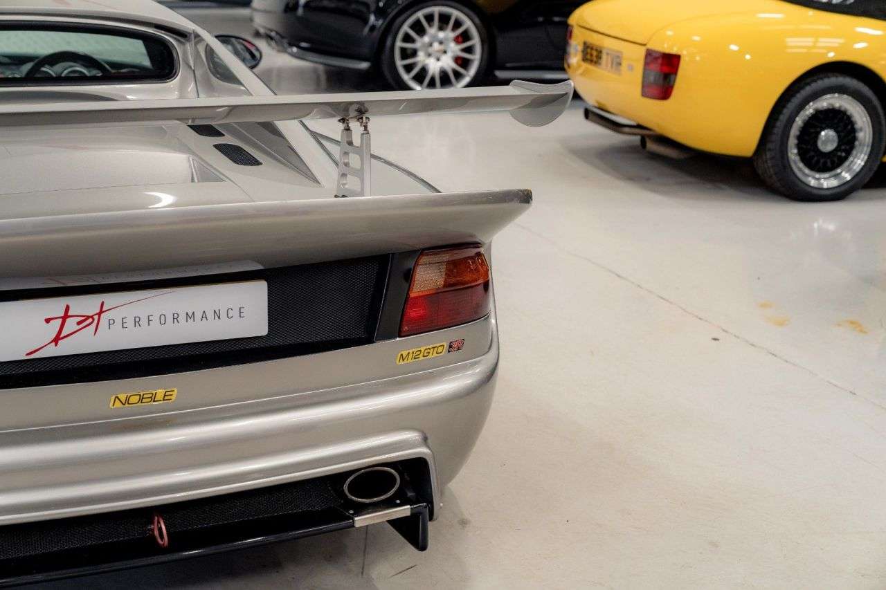 2004 NOBLE M12 GTO-3R 2004 NOBLE M12 GTO-3R