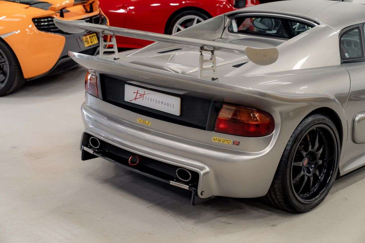 2004 NOBLE M12 GTO-3R 2004 NOBLE M12 GTO-3R