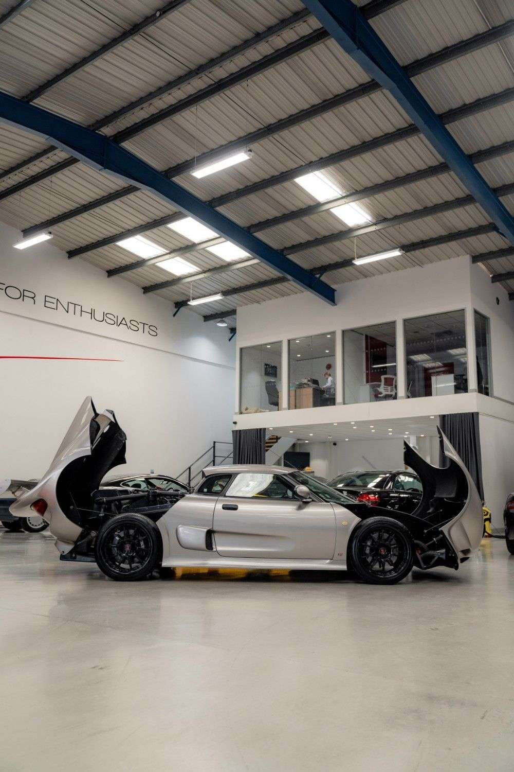 2004 NOBLE M12 GTO-3R 2004 NOBLE M12 GTO-3R