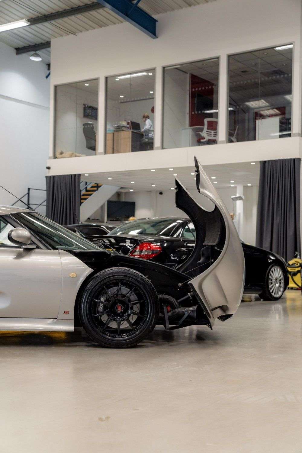 2004 NOBLE M12 GTO-3R 2004 NOBLE M12 GTO-3R