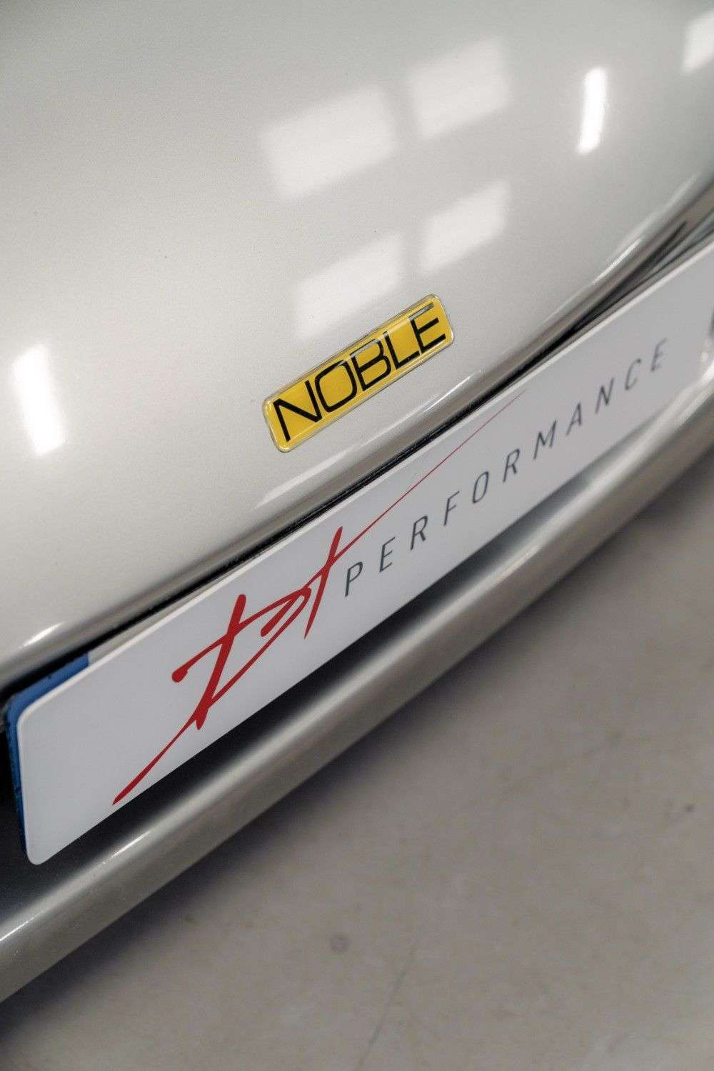 2004 NOBLE M12 GTO-3R 2004 NOBLE M12 GTO-3R