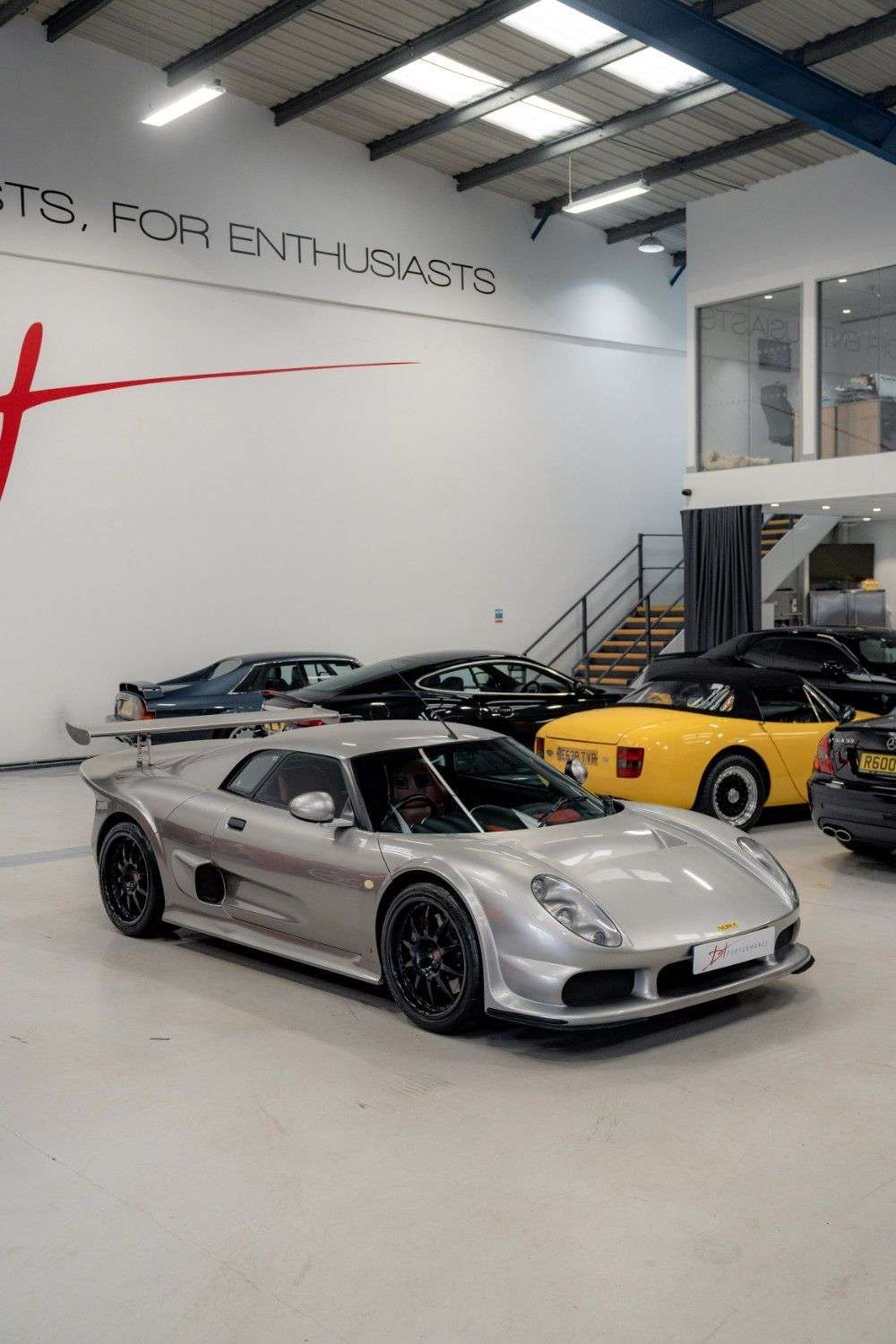 2004 NOBLE M12 GTO-3R 2004 NOBLE M12 GTO-3R