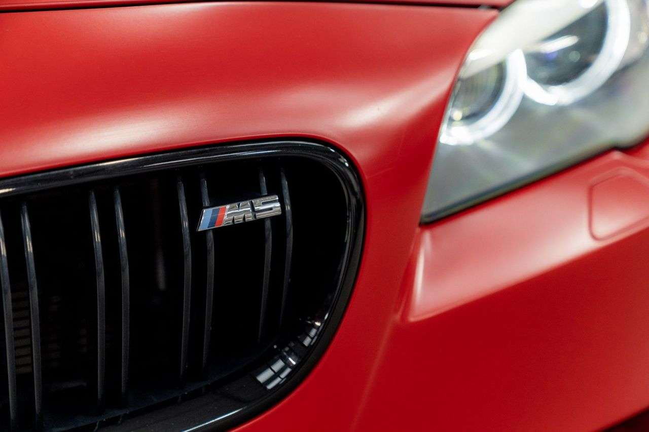 2012 BMW M5 2012 BMW M5