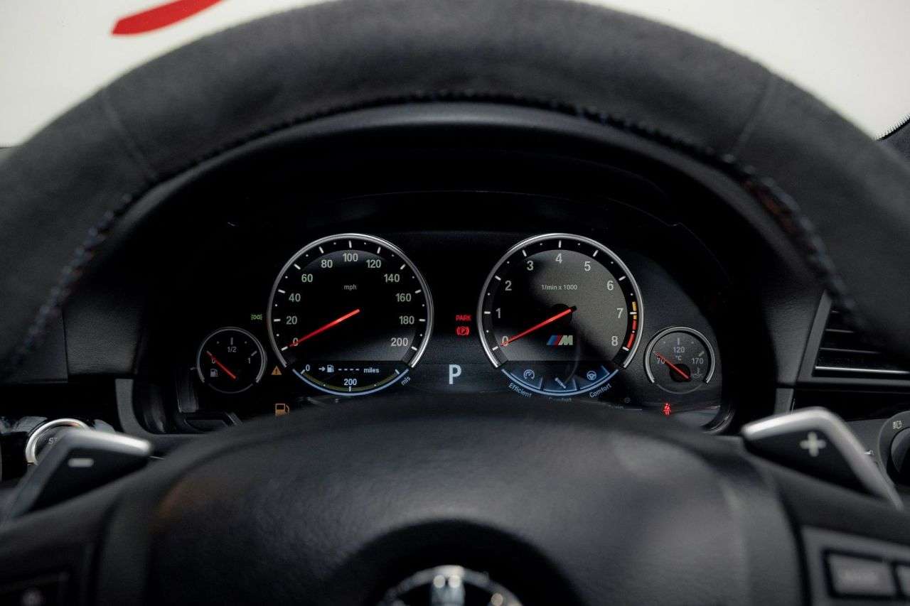 2012 BMW M5 2012 BMW M5