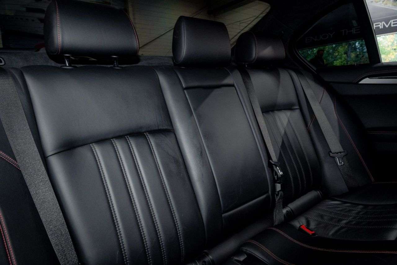 2012 BMW M5 2012 BMW M5