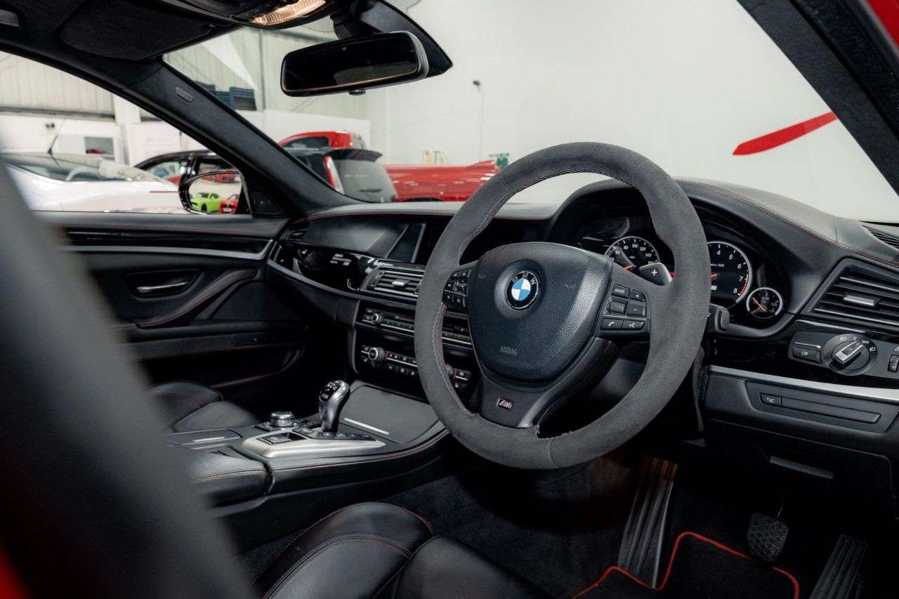 2012 BMW M5 2012 BMW M5