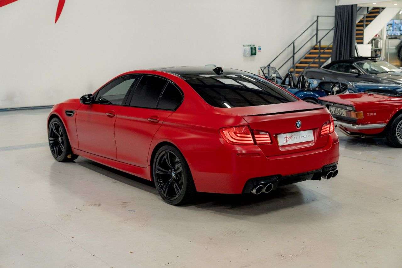 2012 BMW M5 2012 BMW M5