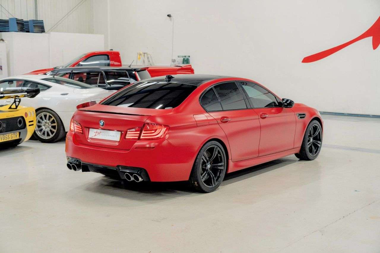 2012 BMW M5 2012 BMW M5