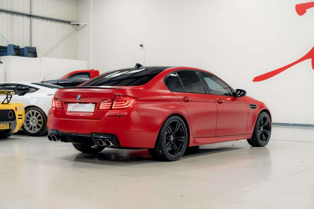 2012 BMW M5 2012 BMW M5