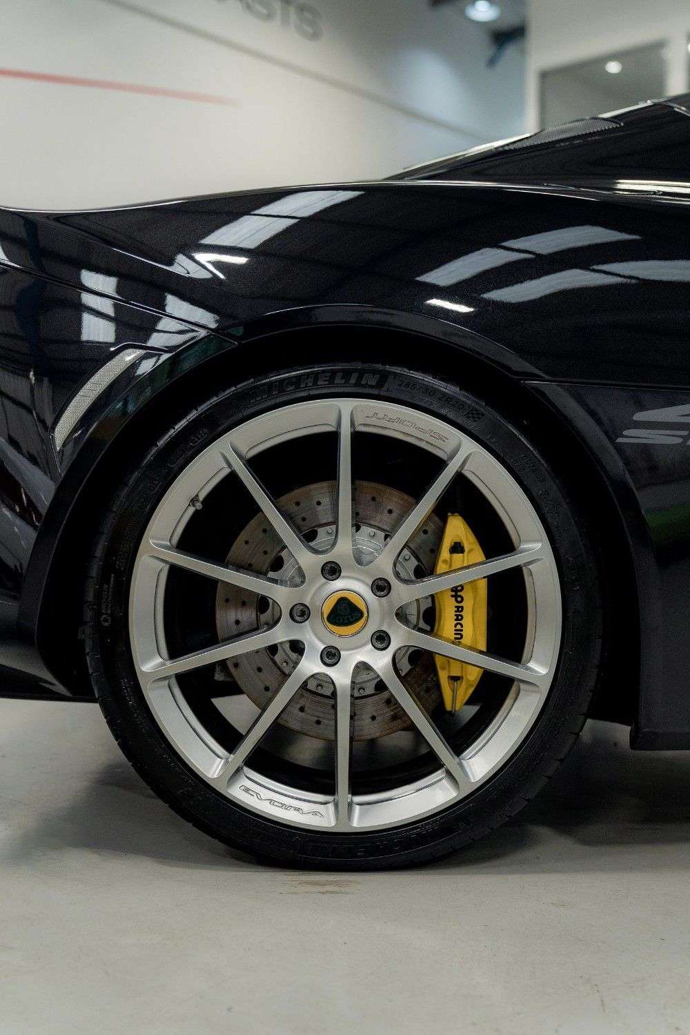 2017 LOTUS EVORA 2017 LOTUS EVORA