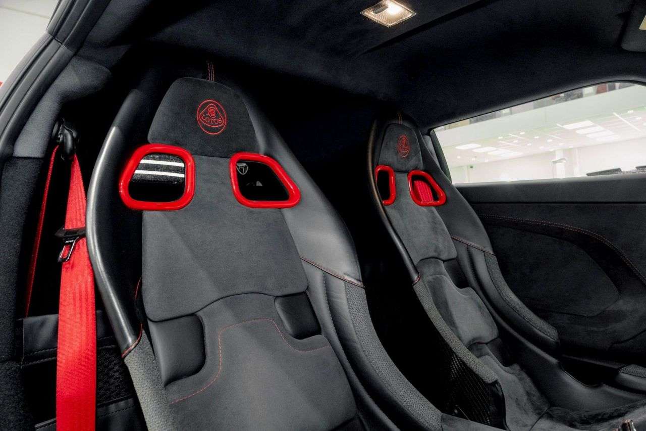 2017 LOTUS EVORA 2017 LOTUS EVORA