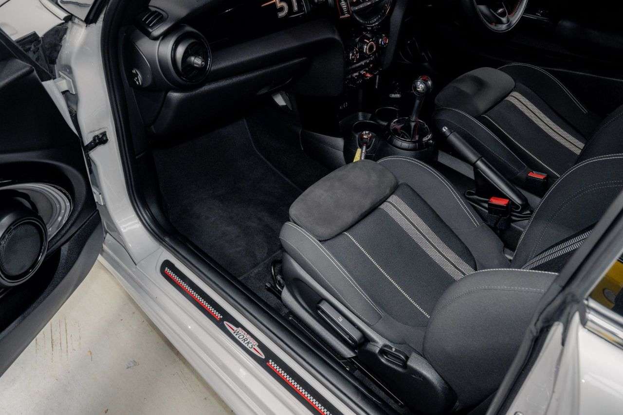 2017 MINI HATCH 2017 MINI HATCH