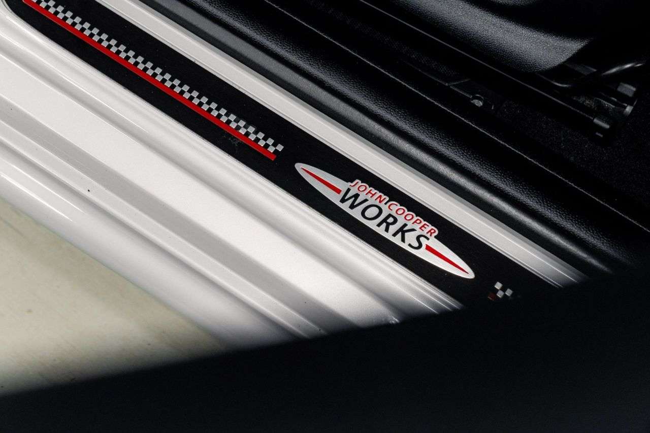 2017 MINI HATCH 2017 MINI HATCH