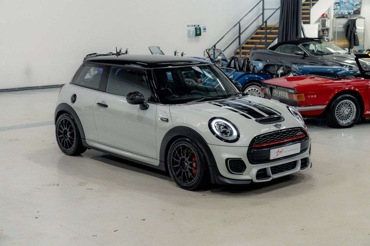 2017 MINI HATCH 2017 MINI HATCH