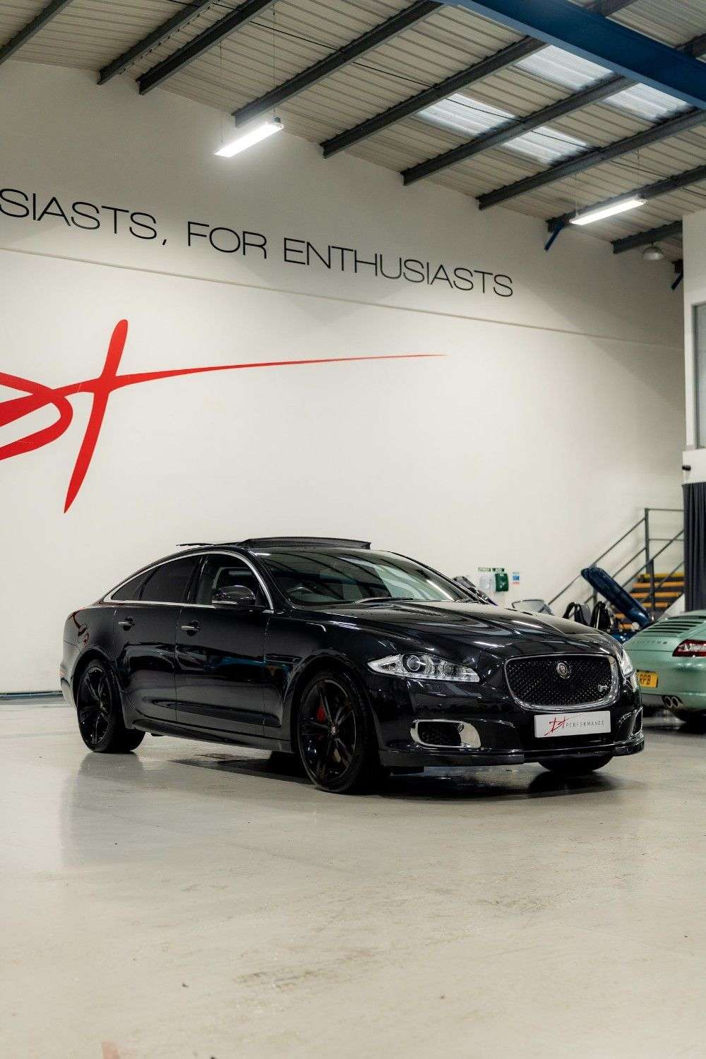 null JAGUAR XJR null JAGUAR XJR