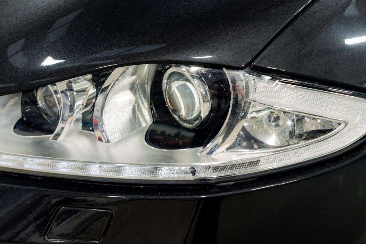 null JAGUAR XJR null JAGUAR XJR