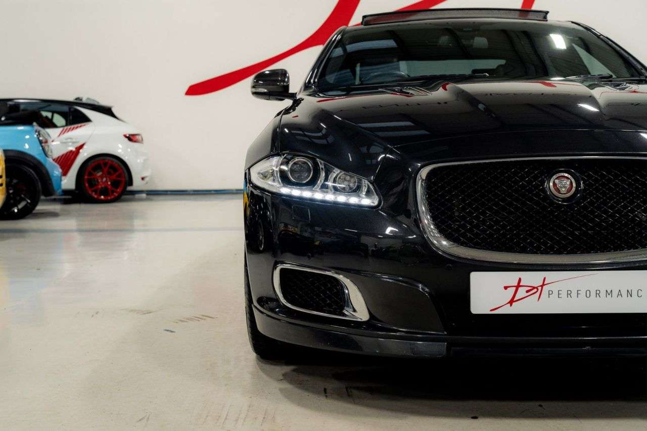 null JAGUAR XJR null JAGUAR XJR