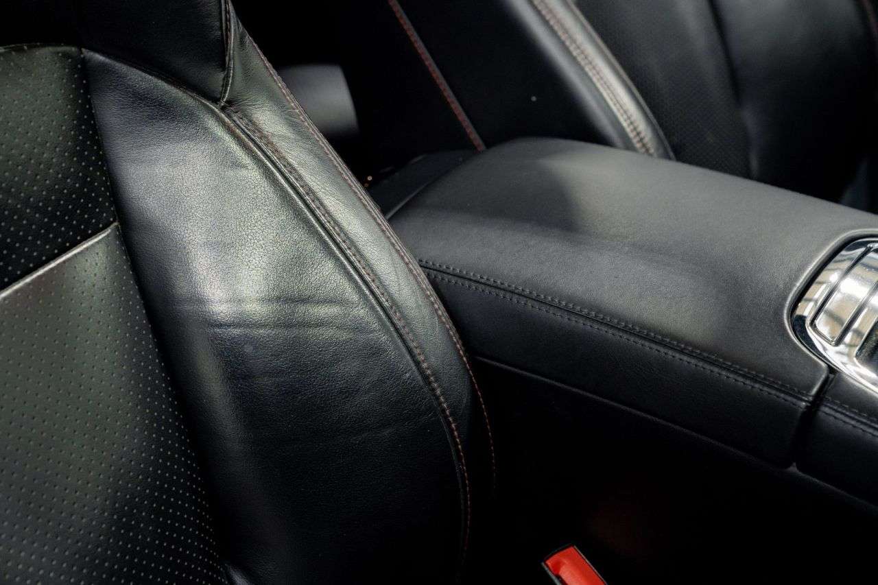 null JAGUAR XJR null JAGUAR XJR