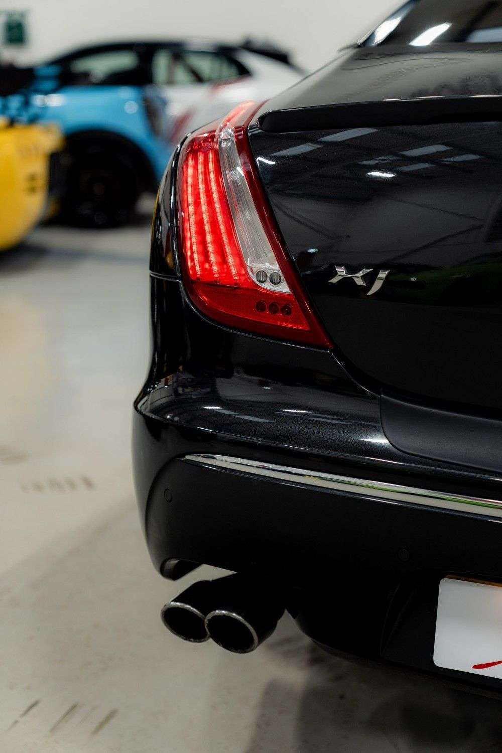 null JAGUAR XJR null JAGUAR XJR