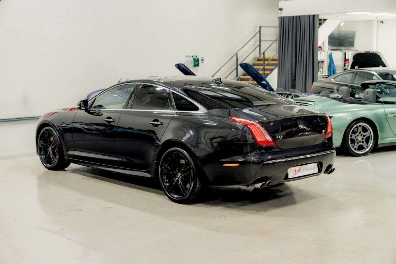 null JAGUAR XJR null JAGUAR XJR