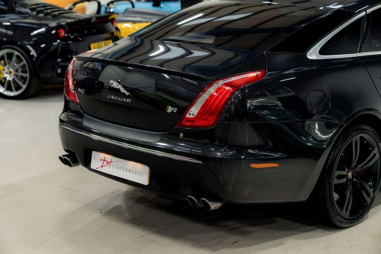 null JAGUAR XJR null JAGUAR XJR