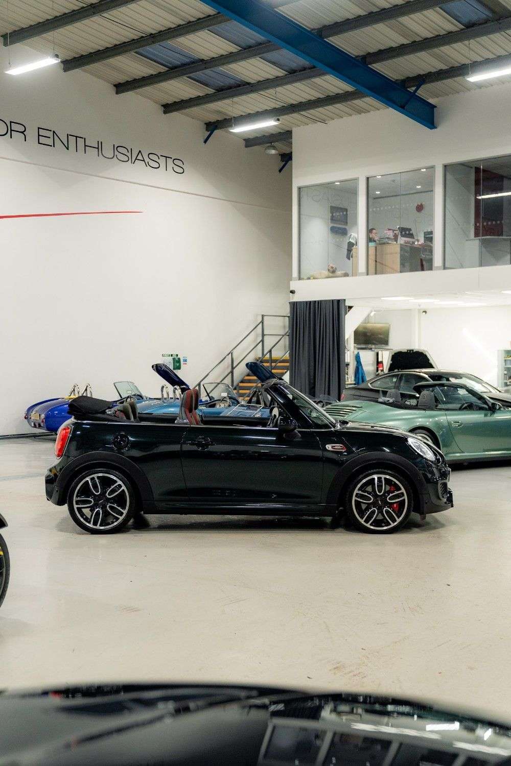 2017 MINI CONVERTIBLE 2017 MINI CONVERTIBLE