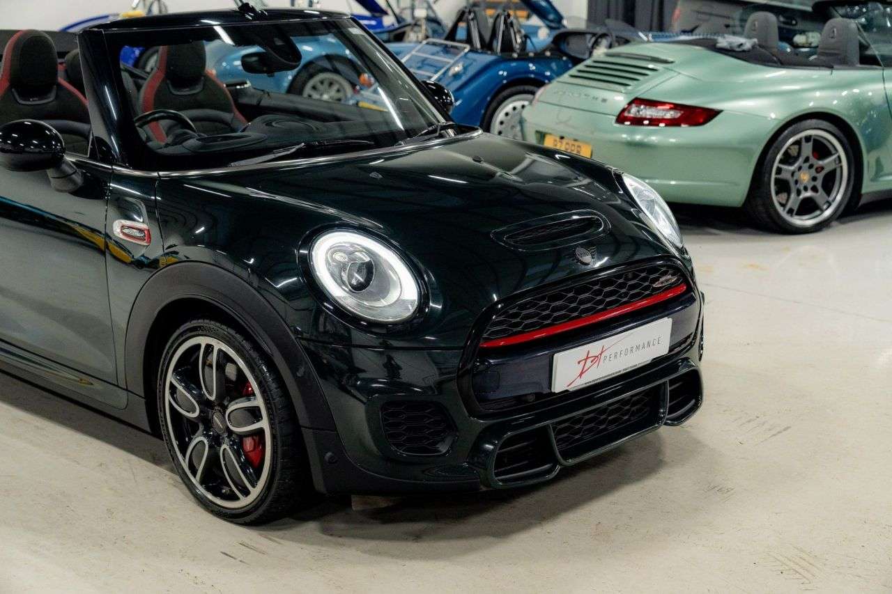 2017 MINI CONVERTIBLE 2017 MINI CONVERTIBLE