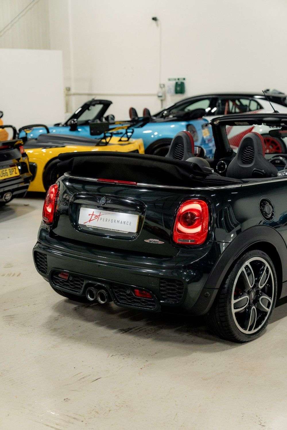 2017 MINI CONVERTIBLE 2017 MINI CONVERTIBLE