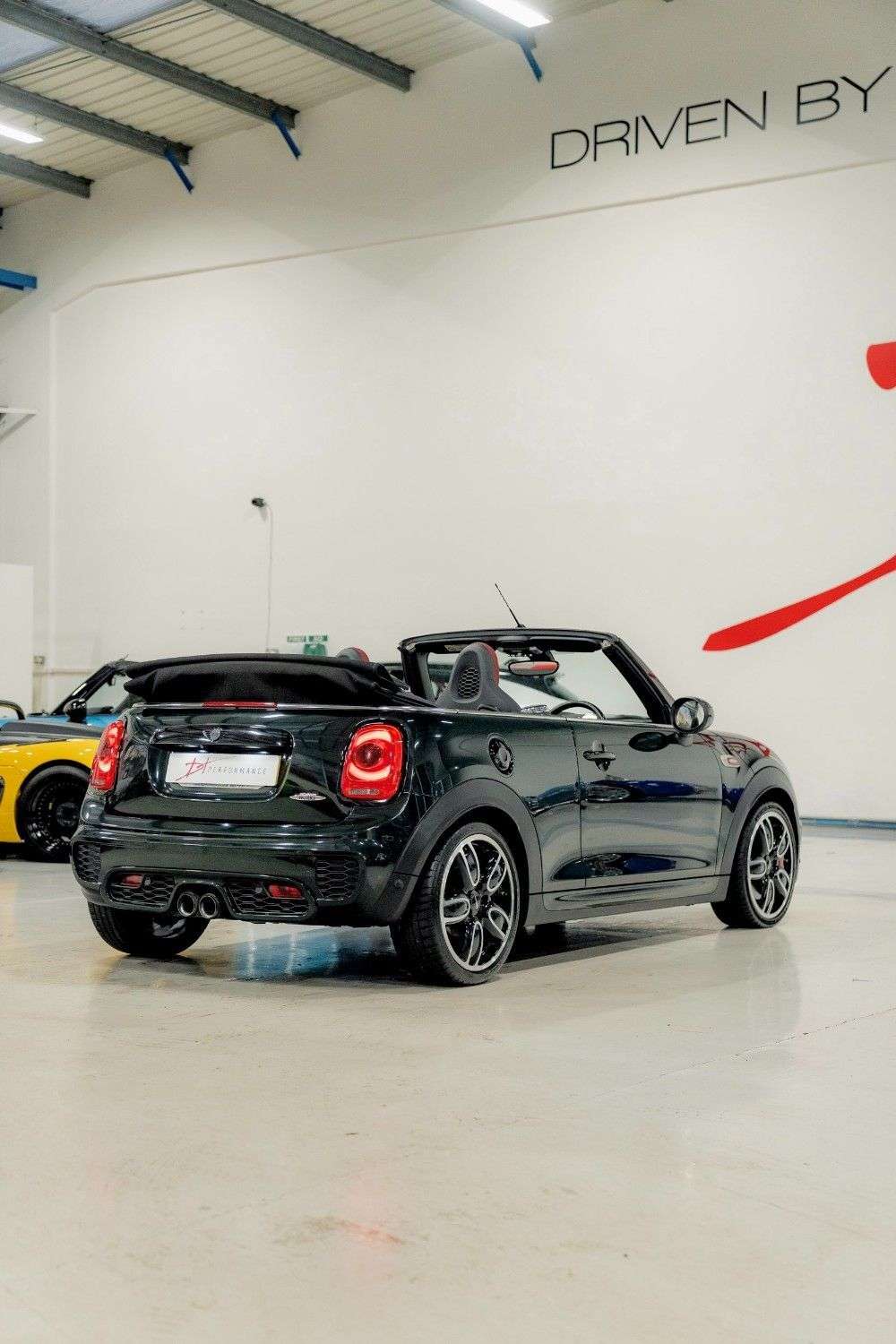 2017 MINI CONVERTIBLE 2017 MINI CONVERTIBLE
