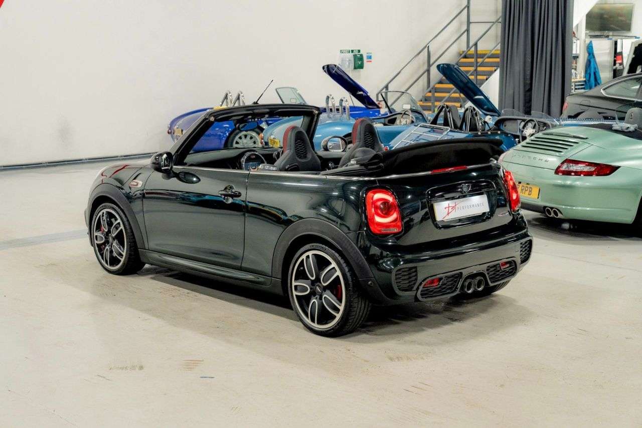 2017 MINI CONVERTIBLE 2017 MINI CONVERTIBLE