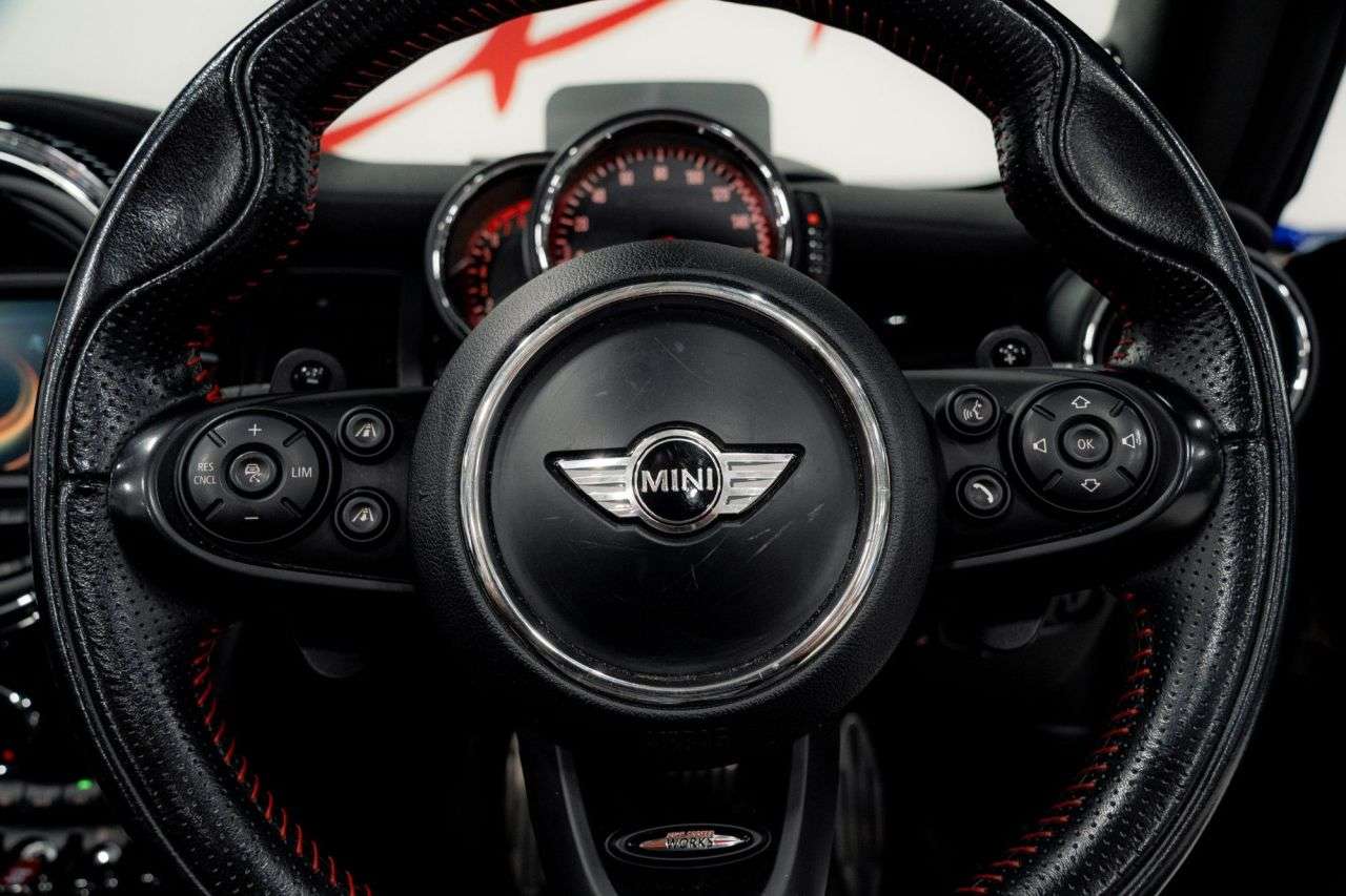 2017 MINI CONVERTIBLE 2017 MINI CONVERTIBLE
