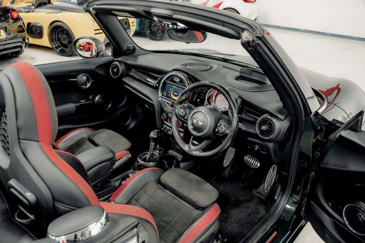 2017 MINI CONVERTIBLE 2017 MINI CONVERTIBLE