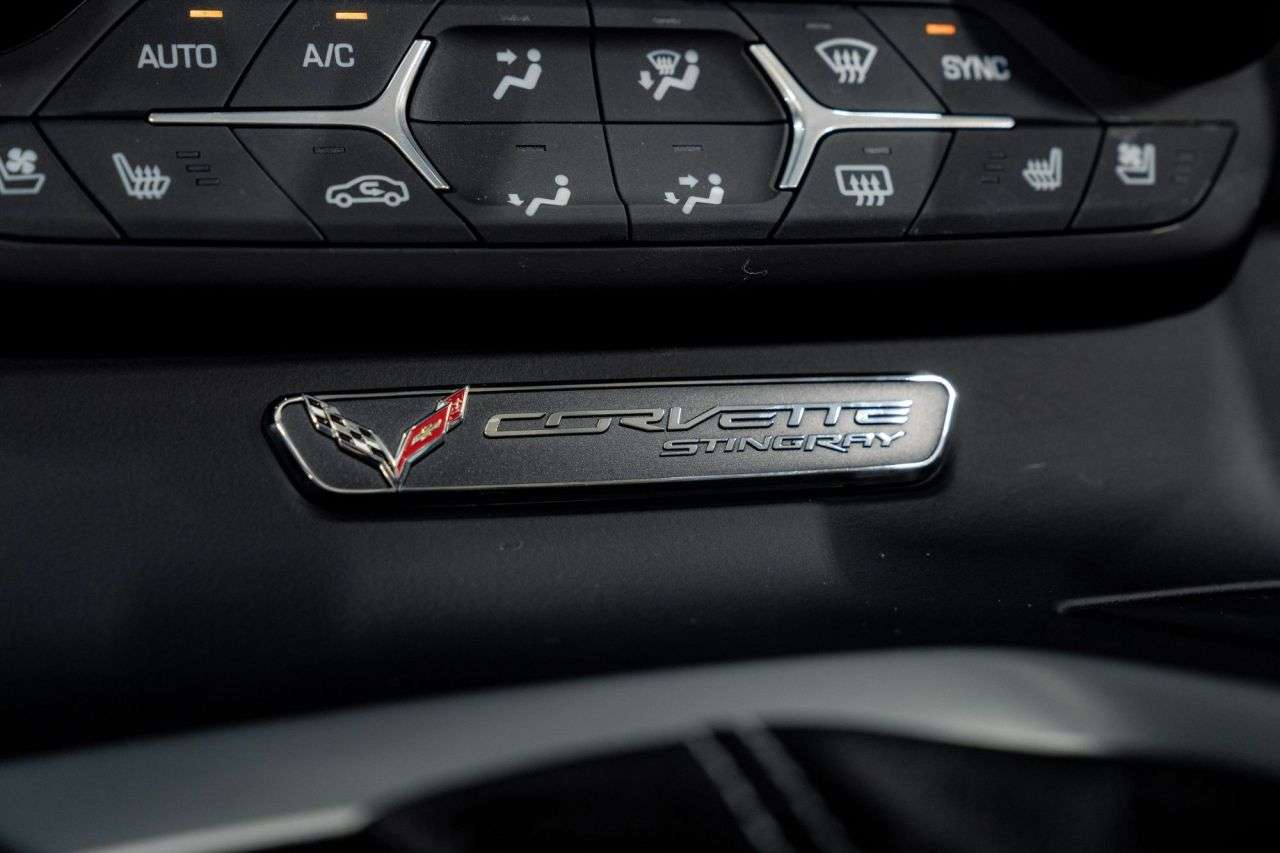 2014 CHEVROLET CORVETTE STINGRAY 2014 CHEVROLET CORVETTE STINGRAY