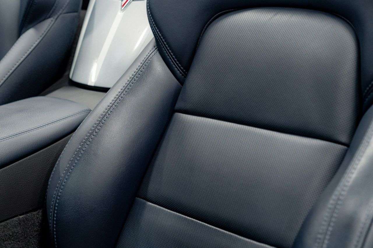 2013 AUDI Q8 2013 AUDI Q8