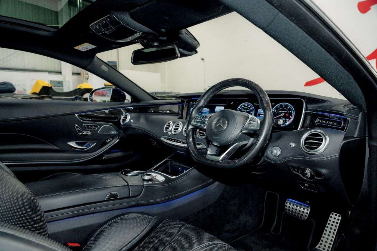 A 2017 MERCEDES-BENZ S-CLASS 5.5 S63 V8 AMG S Coupe 2dr Petrol SpdS MCT Euro 6 (s/s) (585 ps) A 2017 MERCEDES-BENZ S-CLASS 5.5 S63 V8 AMG S Coupe 2dr Petrol SpdS MCT Euro 6 (s/s) (585 ps)