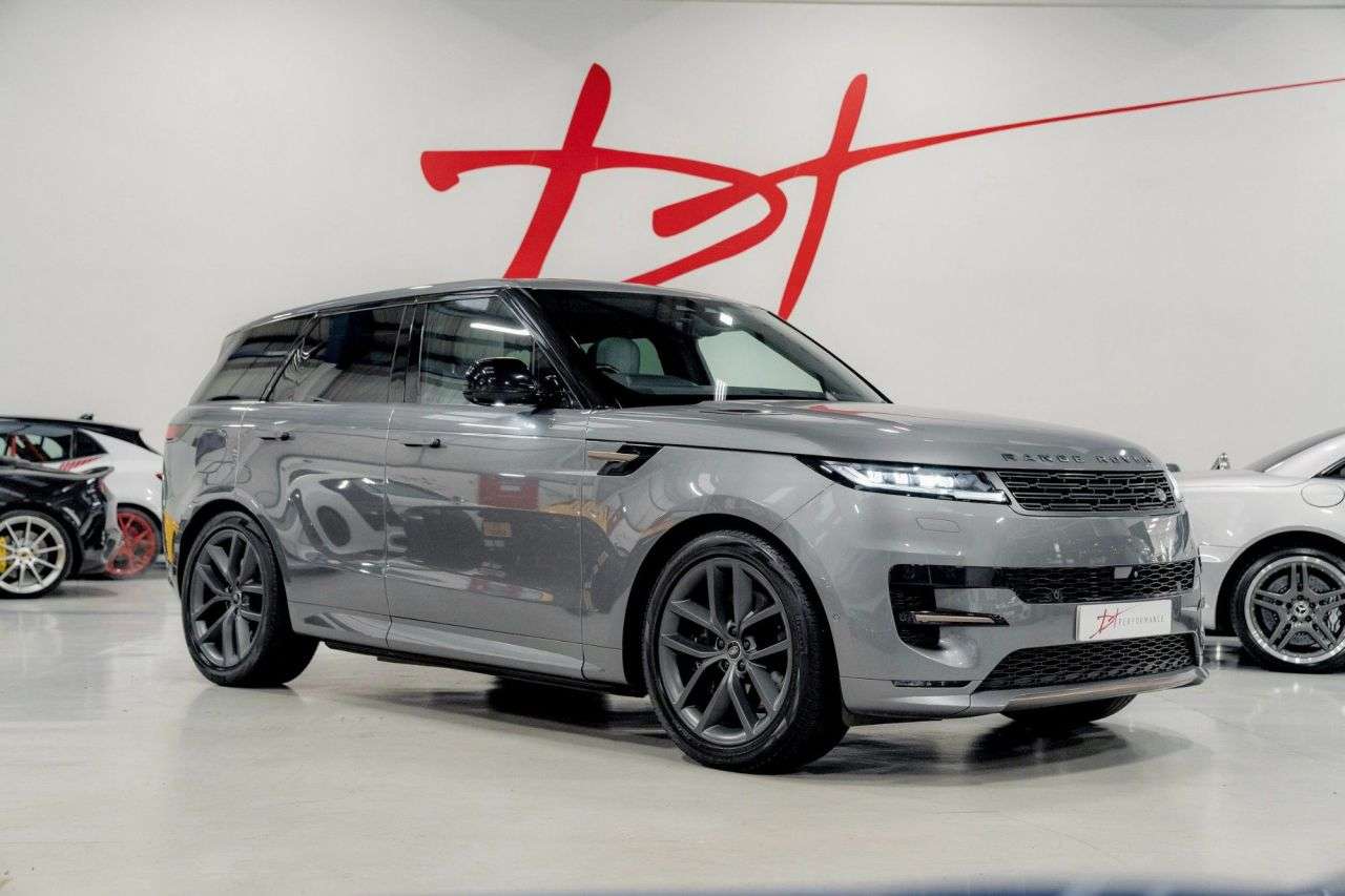 A 2022 LAND ROVER RANGE ROVER SPORT 3.0 P440e 38.2kWh Dynamic SE SUV 5dr Petrol Plug-in Hybrid Auto 4WD Euro 6 A 2022 LAND ROVER RANGE ROVER SPORT 3.0 P440e 38.2kWh Dynamic SE SUV 5dr Petrol Plug-in Hybrid Auto 4WD Euro 6