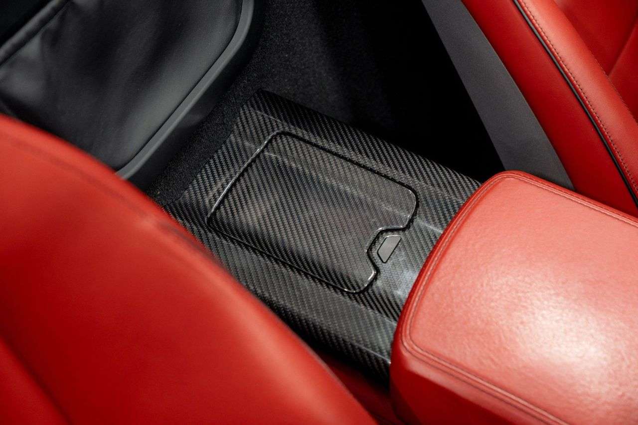 2011 MERCEDES-BENZ SLS 2011 MERCEDES-BENZ SLS