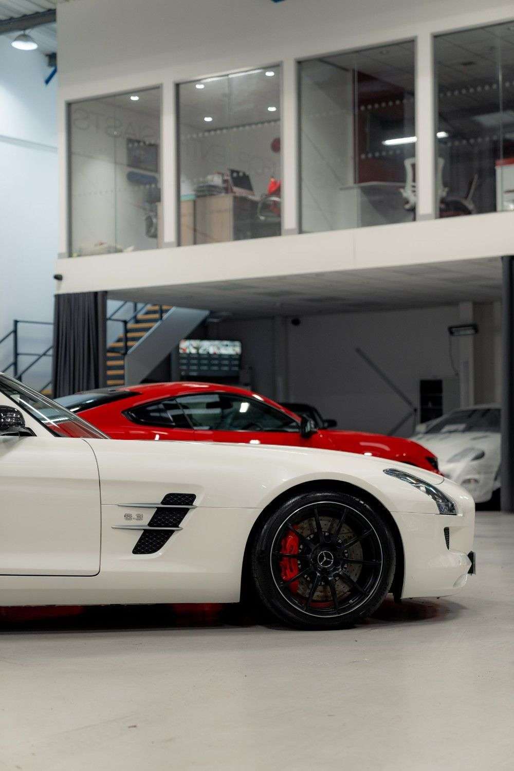 2011 MERCEDES-BENZ SLS 2011 MERCEDES-BENZ SLS