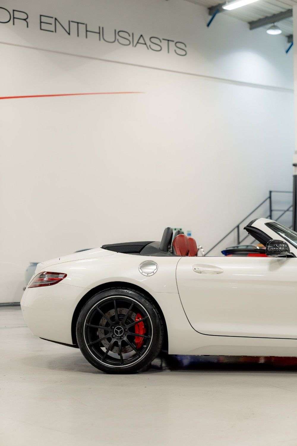 2011 MERCEDES-BENZ SLS 2011 MERCEDES-BENZ SLS