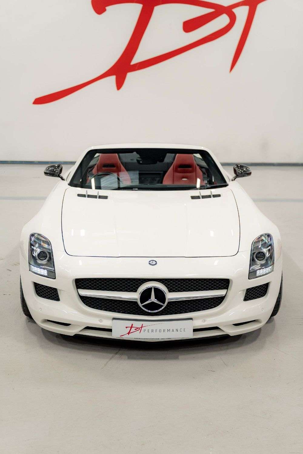 2011 MERCEDES-BENZ SLS 2011 MERCEDES-BENZ SLS