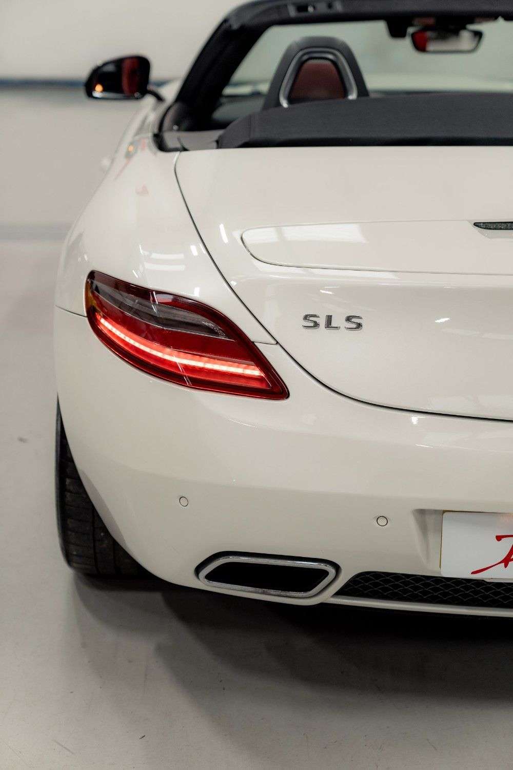 2011 MERCEDES-BENZ SLS 2011 MERCEDES-BENZ SLS