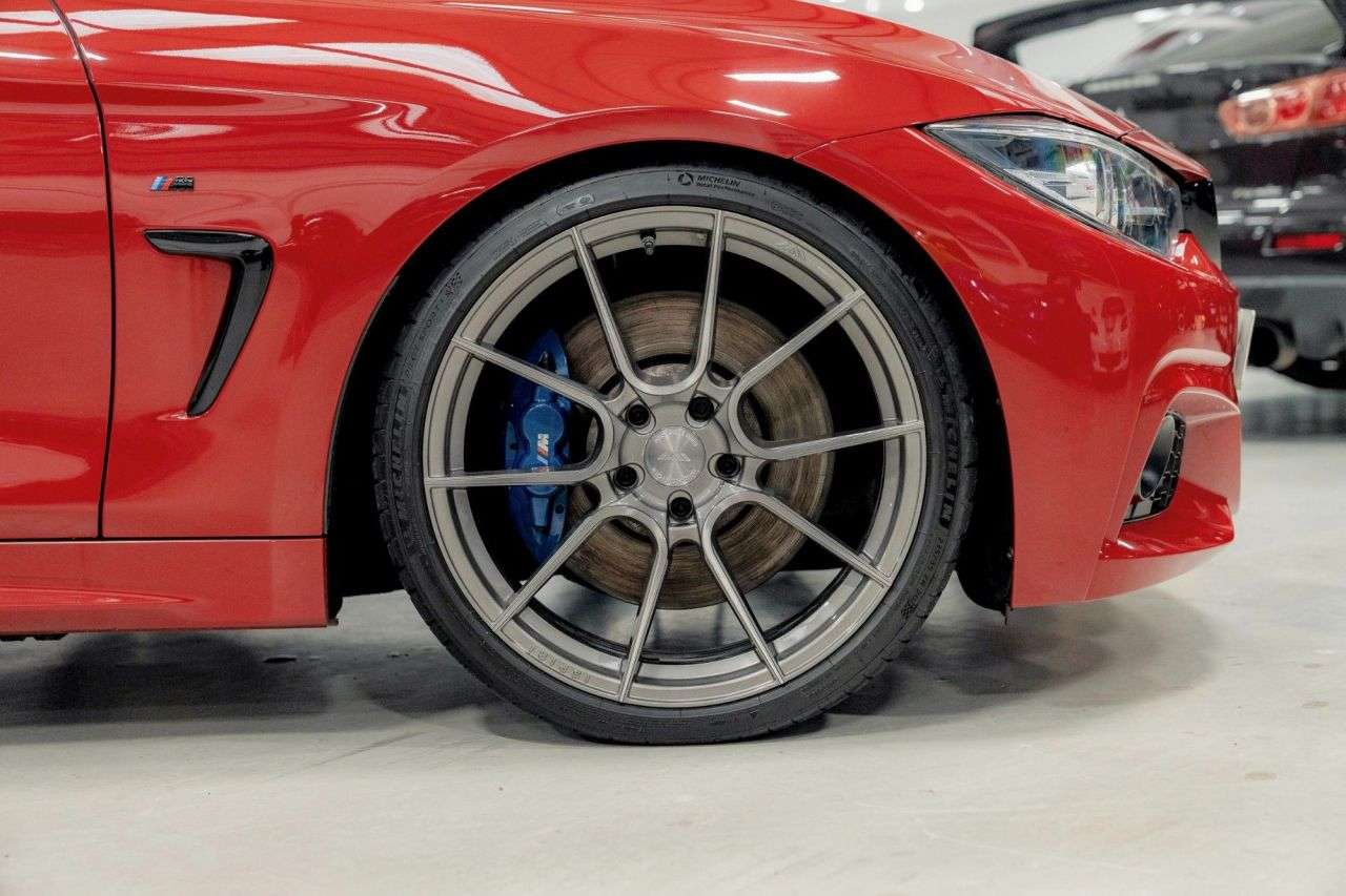 A 2018 BMW 4 SERIES 3.0 440i M Sport Coupe 2dr Petrol Auto Euro 6 (s/s) (326 ps) A 2018 BMW 4 SERIES 3.0 440i M Sport Coupe 2dr Petrol Auto Euro 6 (s/s) (326 ps)