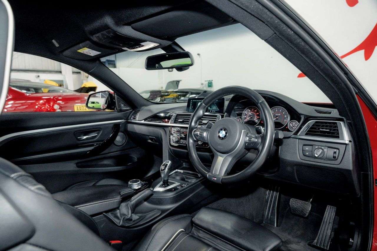 A 2018 BMW 4 SERIES 3.0 440i M Sport Coupe 2dr Petrol Auto Euro 6 (s/s) (326 ps) A 2018 BMW 4 SERIES 3.0 440i M Sport Coupe 2dr Petrol Auto Euro 6 (s/s) (326 ps)