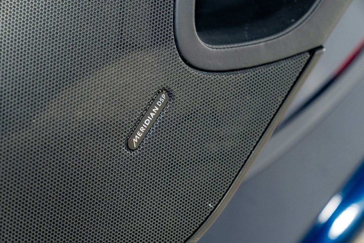 2011 MCLAREN 12C 2011 MCLAREN 12C