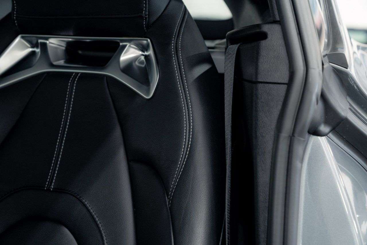 2019 TOYOTA SUPRA 2019 TOYOTA SUPRA